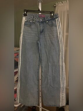 Edikted Light Blue Flare Jeans with White Side Stripes